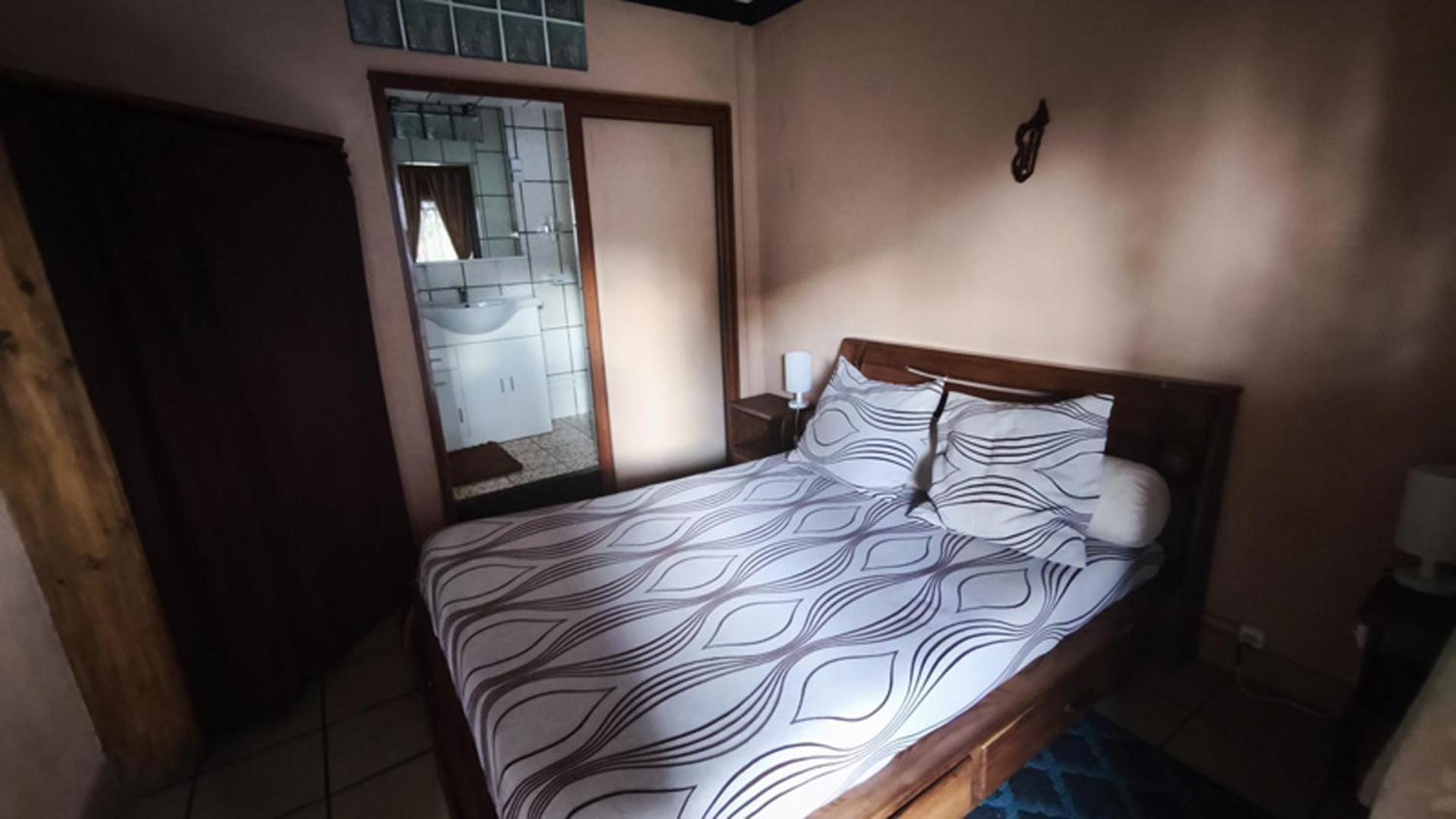 Hotel Restaurant Le Miamiam Glouglou Ambositra ภายนอก รูปภาพ